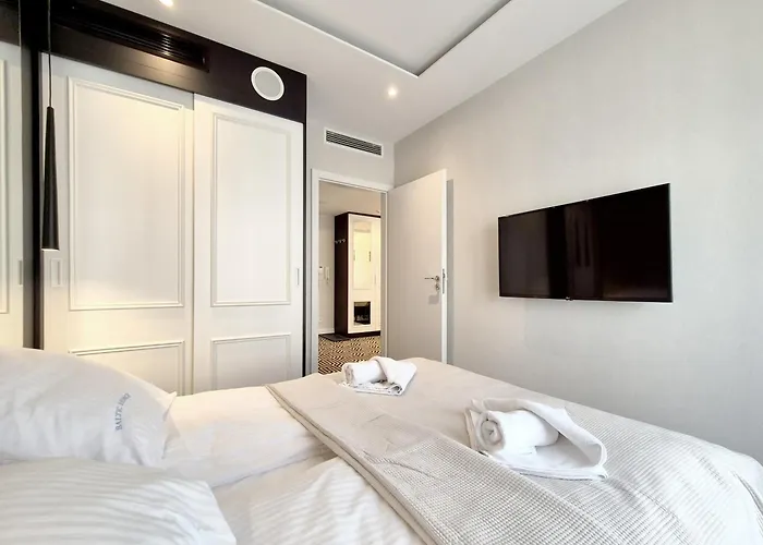 Baltic Park Fort By Baltic Home